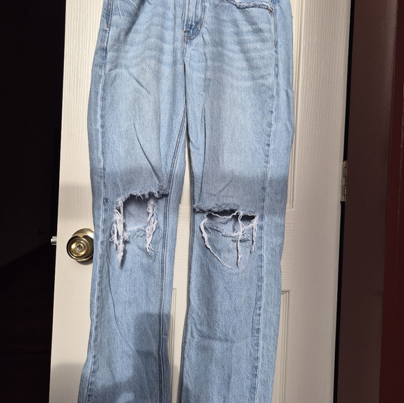 American Eagle Outfitters Light Blue  90sStraight Leg Jeans Size 4 regular EUC - Picture 14 of 14